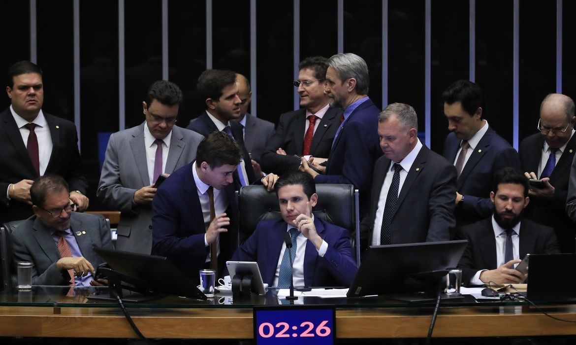 PEC da Blindagem aprovada na Câmara dos Deputados enfrentará barreiras no Senado