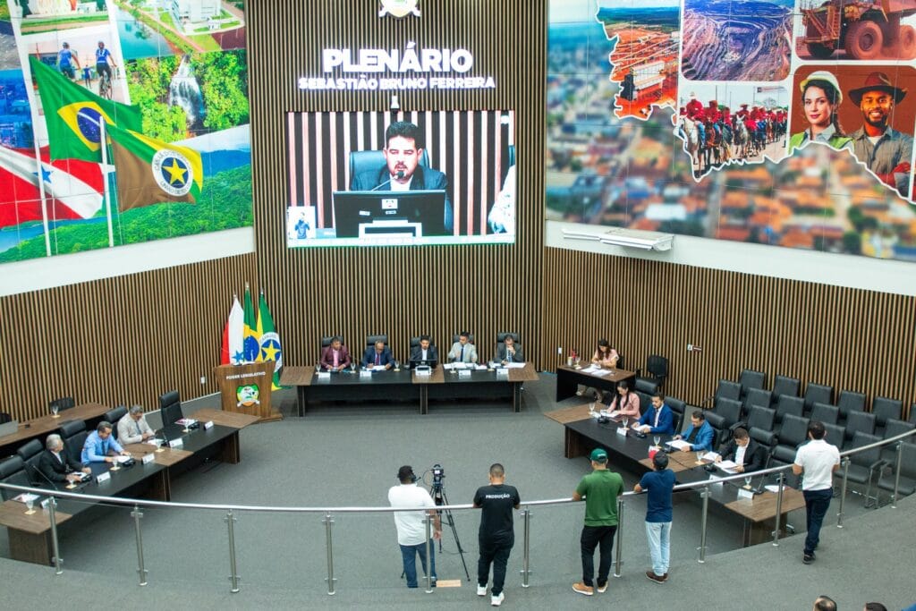 Câmara Municipal de Canaã aprova emenda à Lei Orgânica nº 02/2025